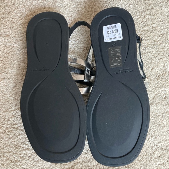Vagabonds Women's Silver and Black Sandals - Picture 3 of 4